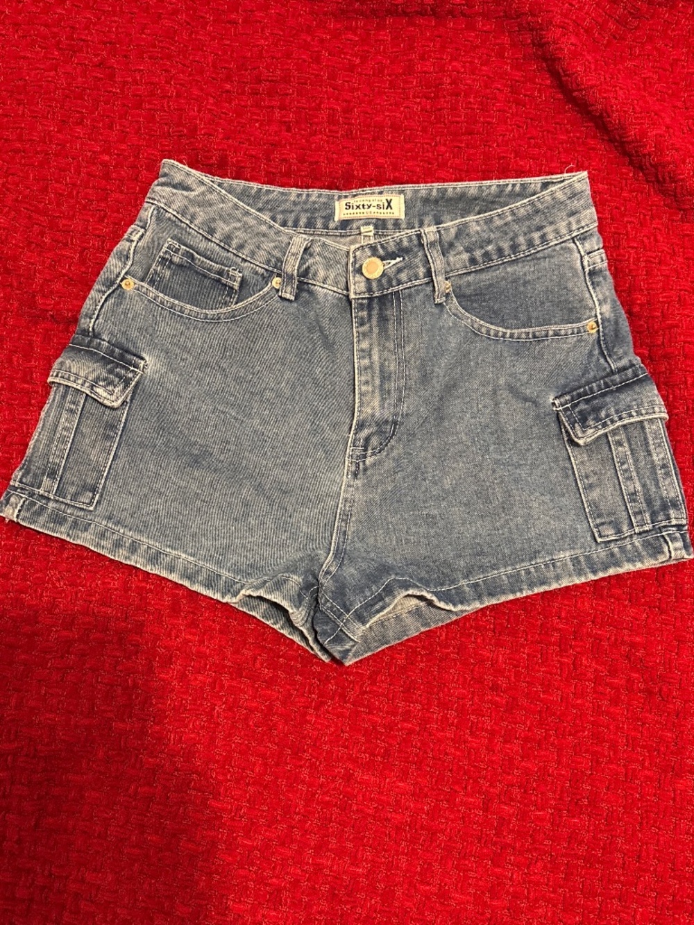 Los Angeles Sixty six genuine y2k cargo Jean shorts